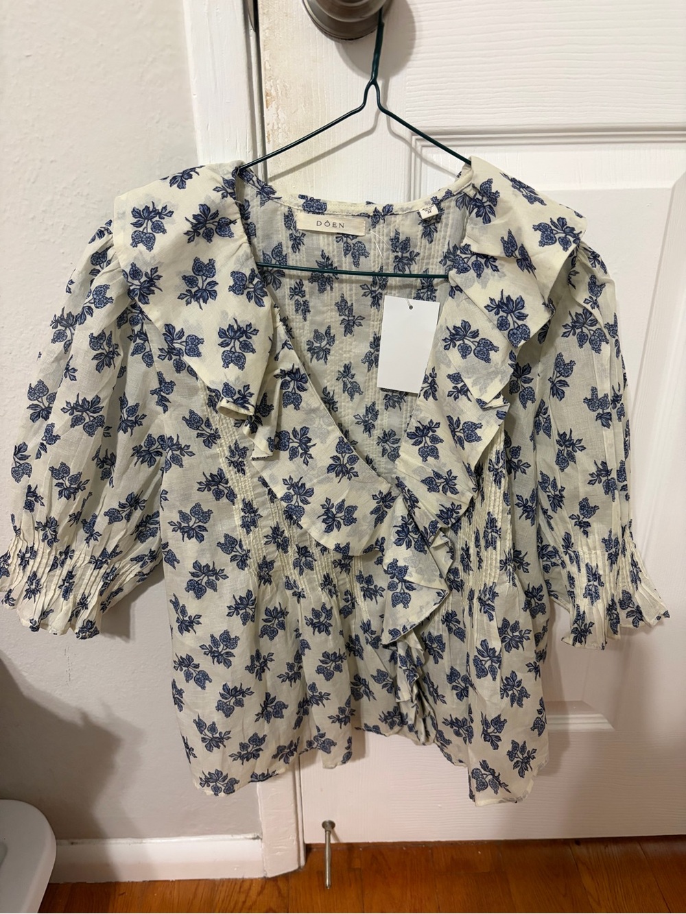 NWT Doen Henri Top in Crème Pomegranate Bloom